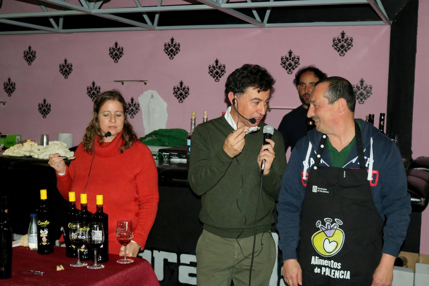 Baltanás disfruta de sus quesos y vinos.