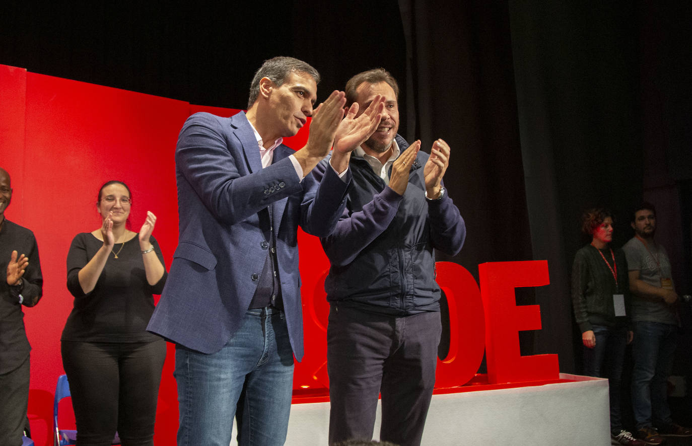 Pedro Sánchez ha visitado esta mañana el barrio de Pajarillos de Valladolid. 