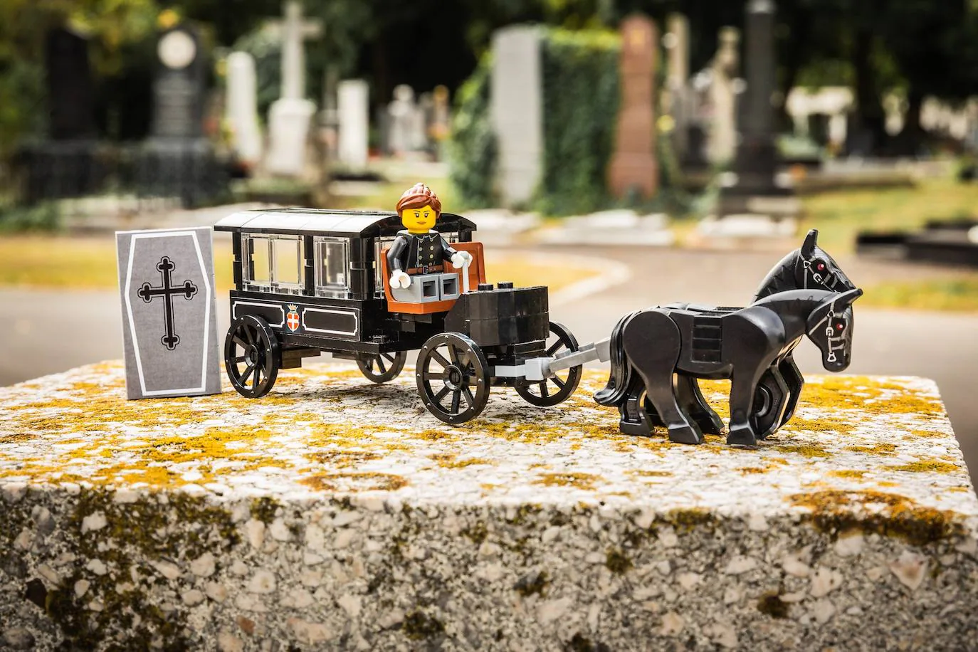 Un conjunto fúnebre de Lego para explicar a los niños la muerte