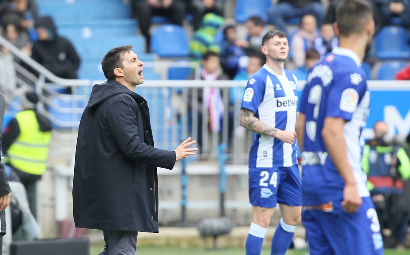 El Real Valladolid pierde de forma contundente en Mendizorroza. 