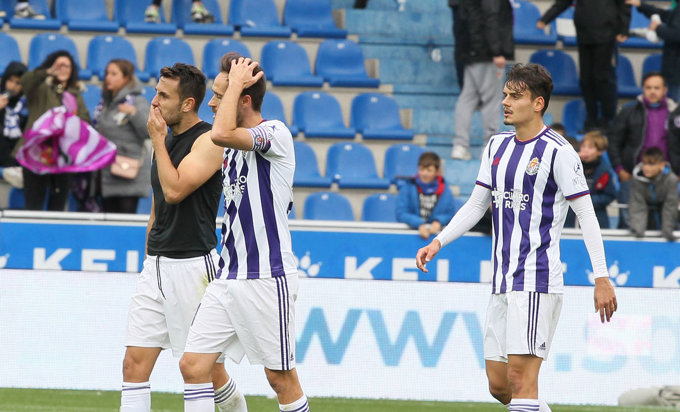 El Real Valladolid perdió de forma contundente en Mendizorroza. 