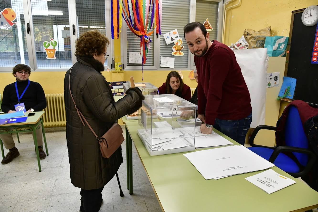 Votaciones en la provincia de segovia. Corresponsales de El Norte de Castilla