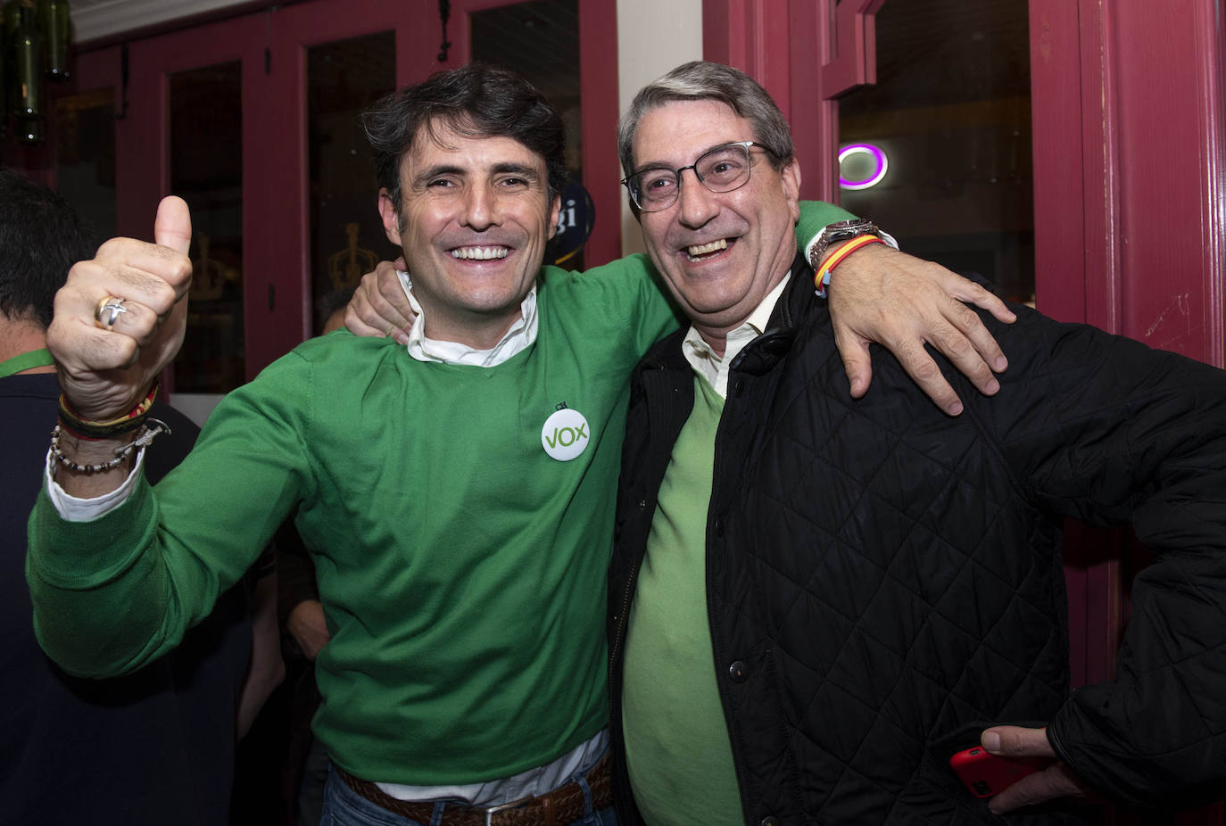 Noche electoral en las sedes de los partidos en Segovia 