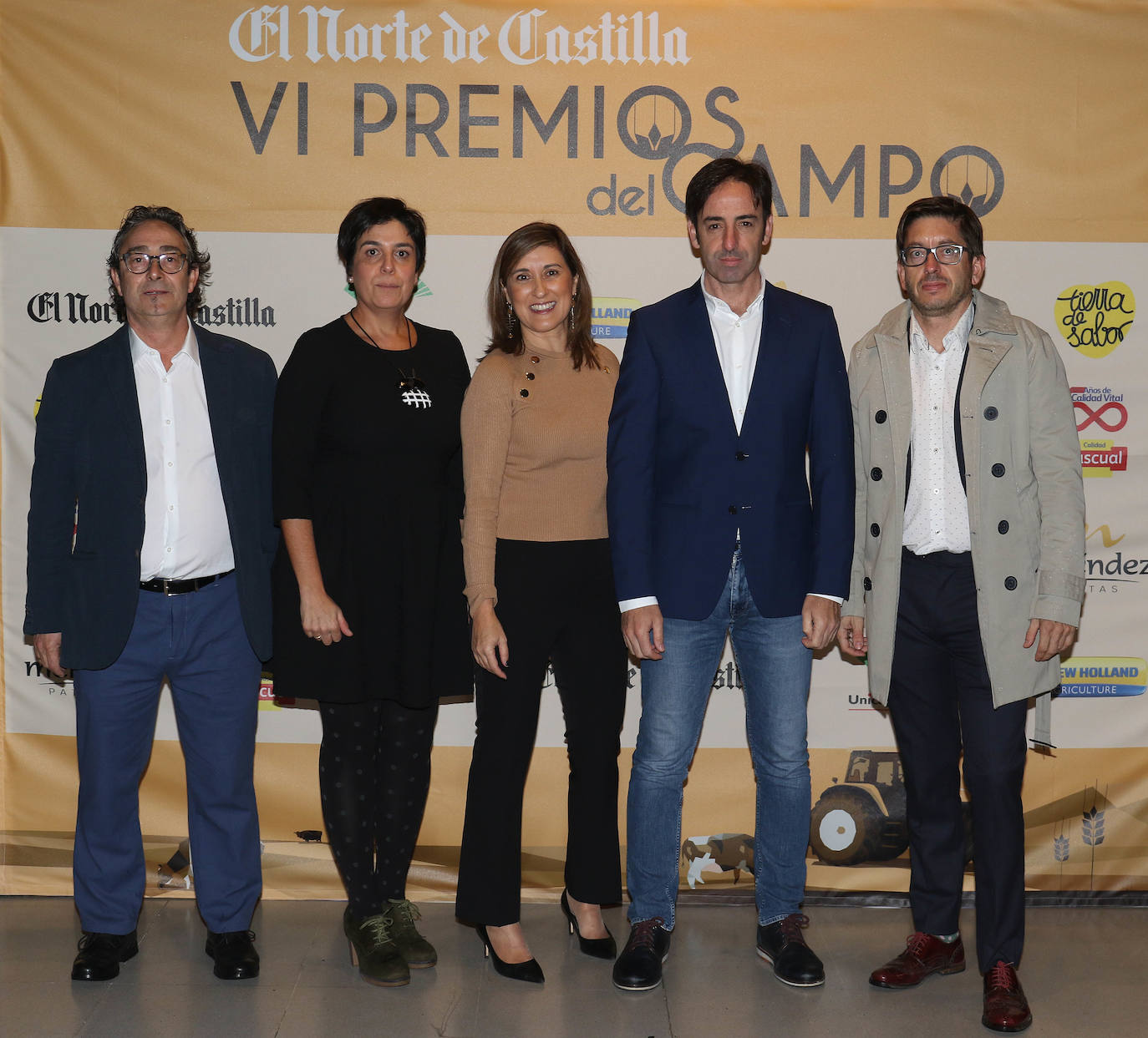 Representantes de Patatas Meléndez: el comercial Javier Fernández, la responsable de campo Eva Sastre, la directora de marketing Mónica Díez, el director de Recursos Humanos Jesús Misol y Francisco Pérez, ingeniero de I+D+i. 