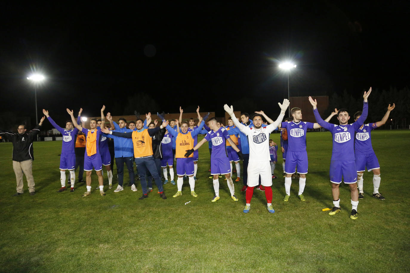 Becerril vive un sueño en la copa del rey de fútbol.