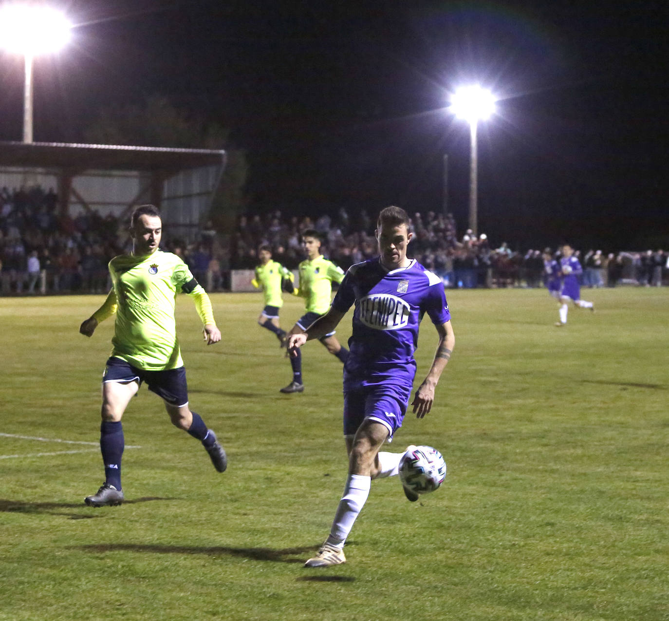 Becerril vive un sueño en la copa del rey de fútbol.