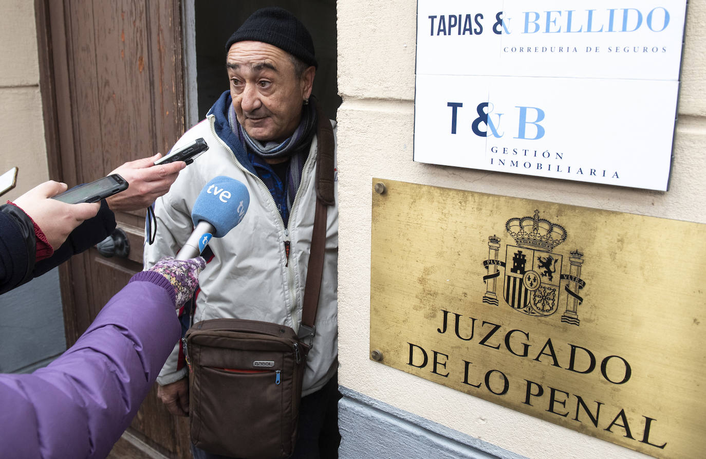 Fotos: Juicio contra el profesor que celebró la muerte de Víctor Barrio