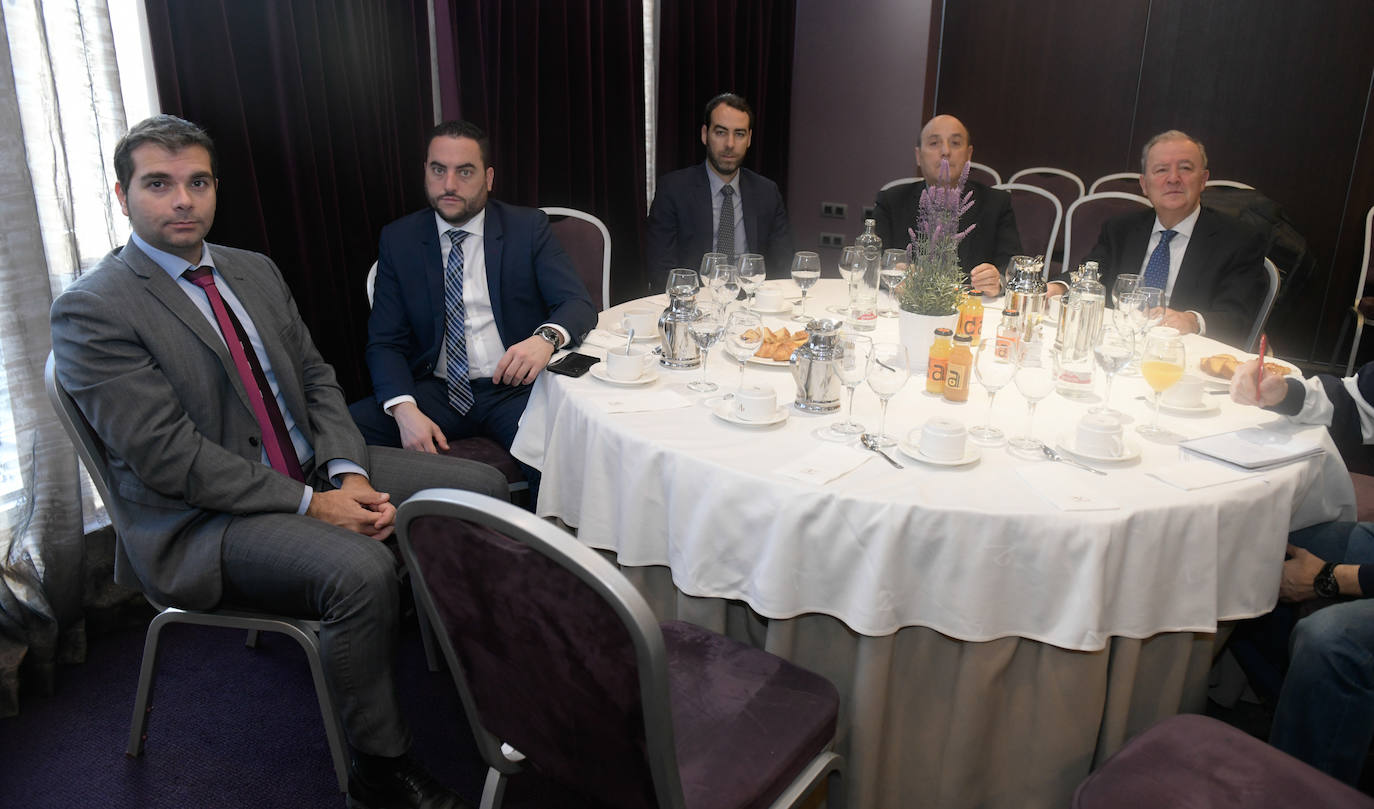 Cirus Andreu, el presidente ejecutivo de Sabadell Asset Management (gestión de activos), protagoniza este jueves el Foro Económico de El Norte de Castilla con la ponencia '¿Cómo encontrar rentabilidad en un mundo de tipos de interés bajo cero?' en el Vincci Frontaura de Valladolid