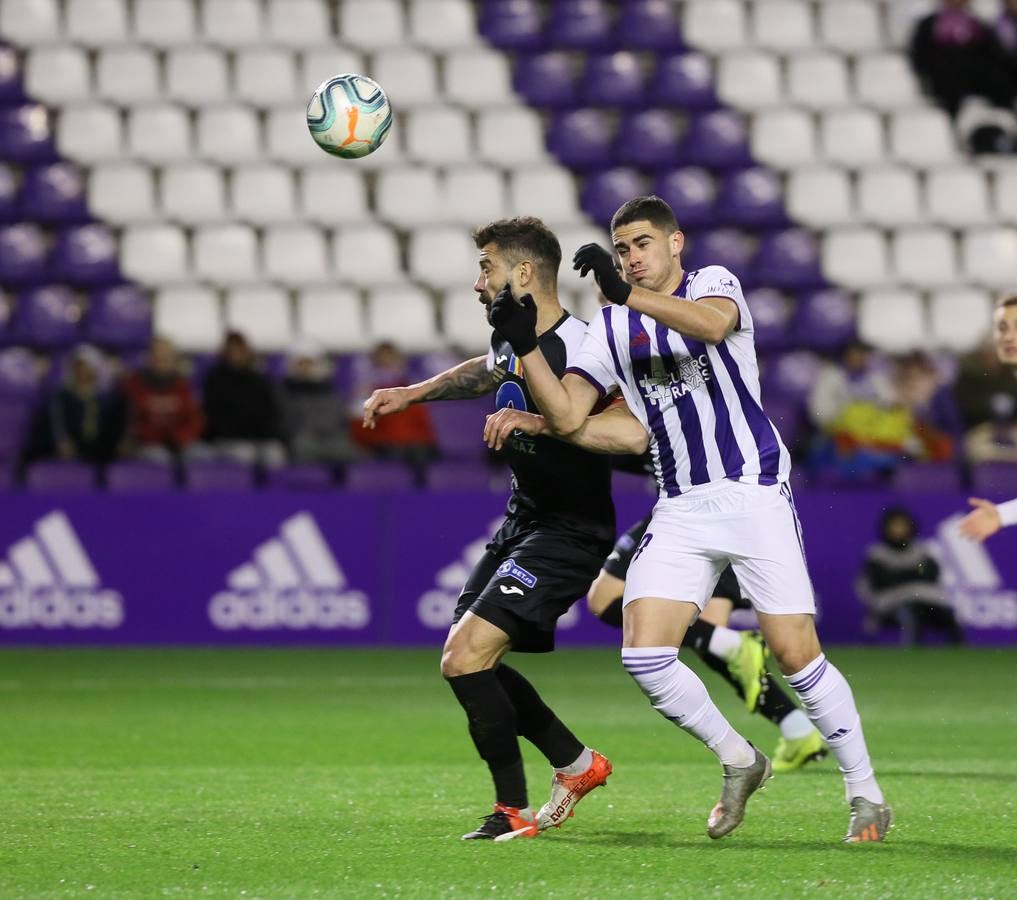 Un gol de Toni a la media hora dio el triunfo al Pucela en un Zorrilla desierto frente a un discreto Gaz Metan rumano