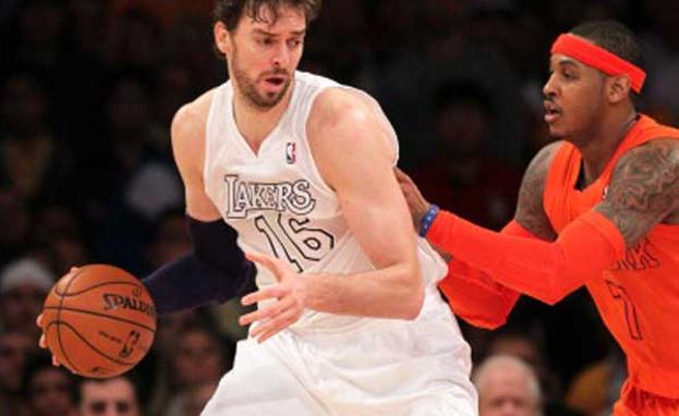 Pau Gasol y Carmelo Anthony en un Lakers-Knicks