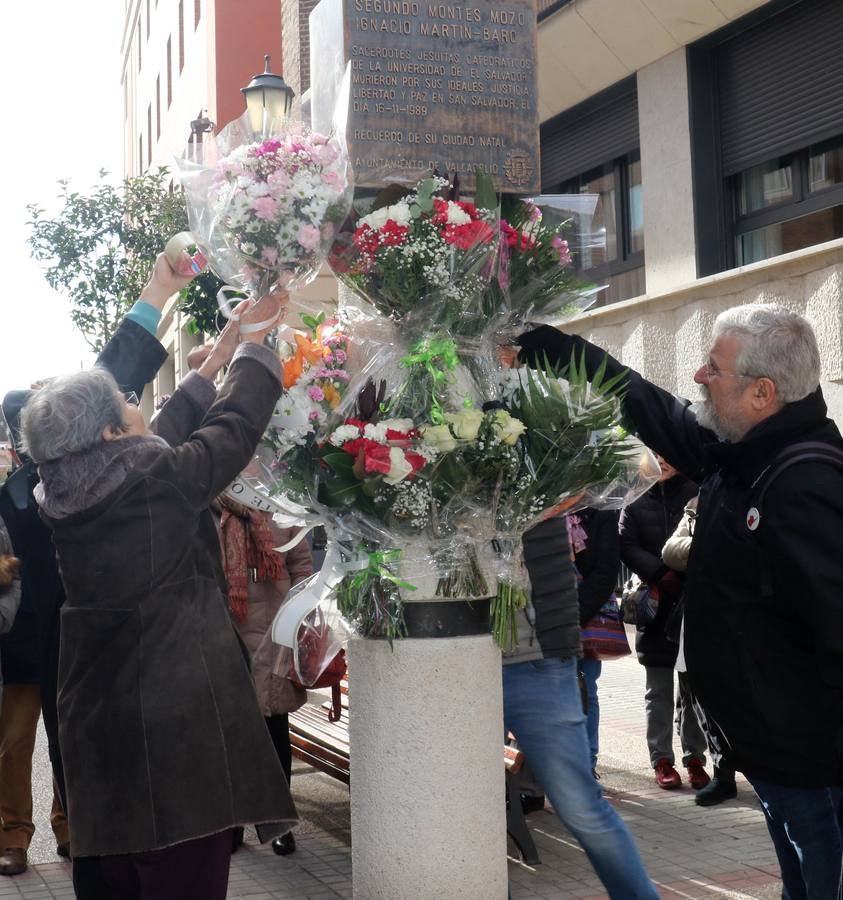 Homenajea a los jesuitas vallisoletanos asesinados en 1989 en El Salvador. 