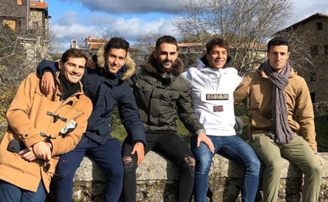 Íker Casillas lidera la visita a La Alberca de varios futbolistas