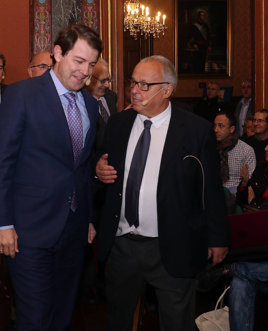 Presentación del libro de Gonzalo Santonja 'Los toros del siglo de oro'. 