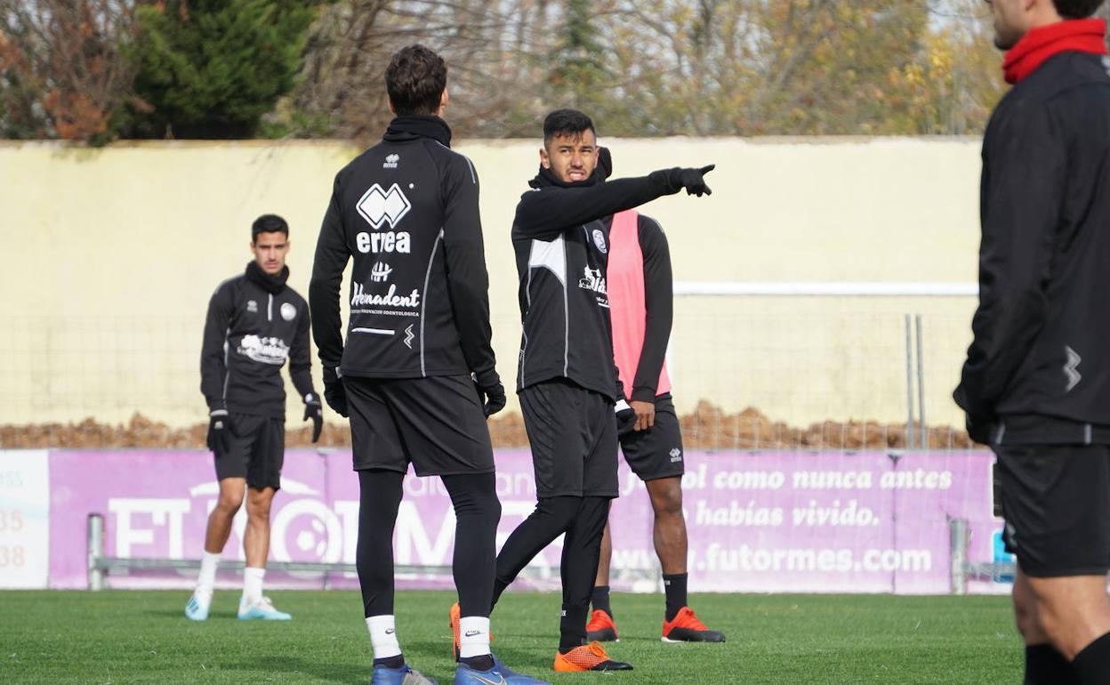 Nicolás Navarro, esta mañana en el entrenamiento de Unionistas CF. 