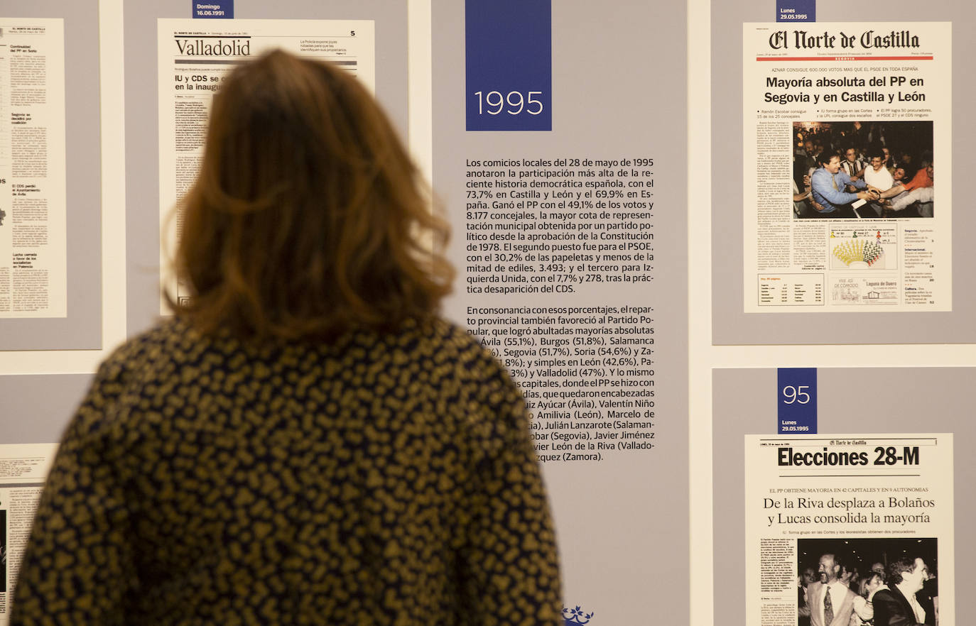 Las Cortes de Castilla y León y El Norte de Castilla reúnen en una exposición, a partir de la completa hemeroteca del diario decano de la prensa española, los hitos de los 11 comicios locales desde 1979
