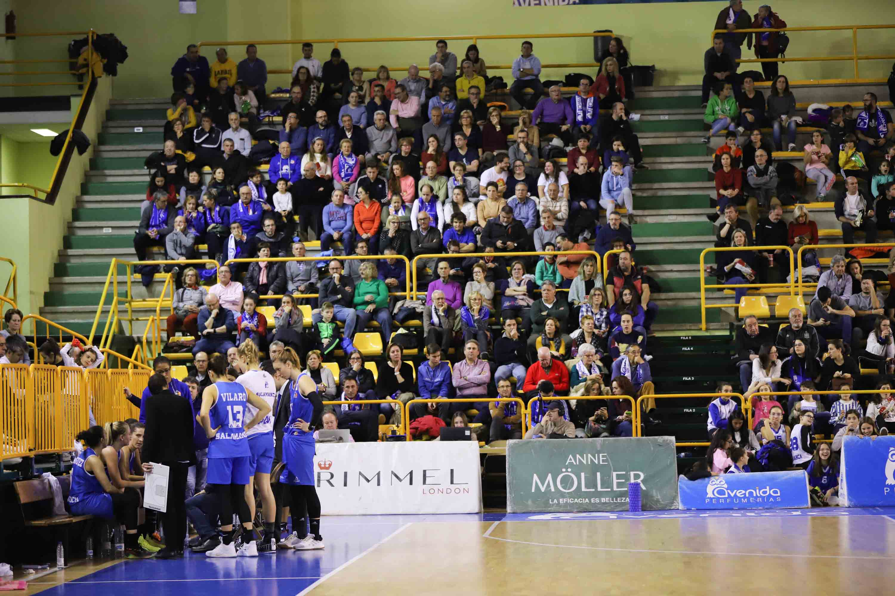 El equipo charro supera a Araski sin problemas tras las dos últimas derrotas ligueras en un duelo con varias jugadoras lesionadas en ambos equipos.