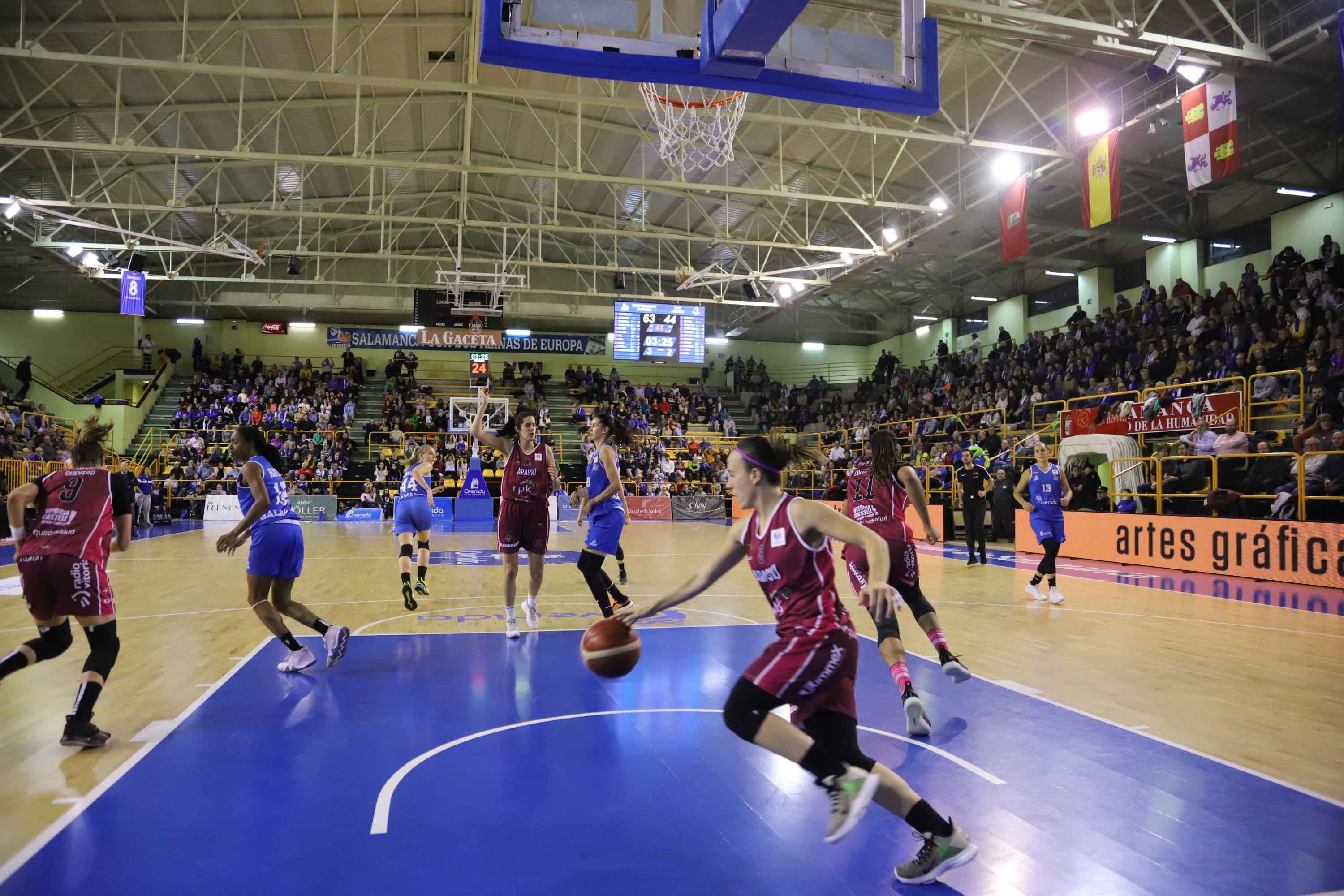 El equipo charro supera a Araski sin problemas tras las dos últimas derrotas ligueras en un duelo con varias jugadoras lesionadas en ambos equipos.