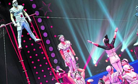 Trapecistas, en el festival.