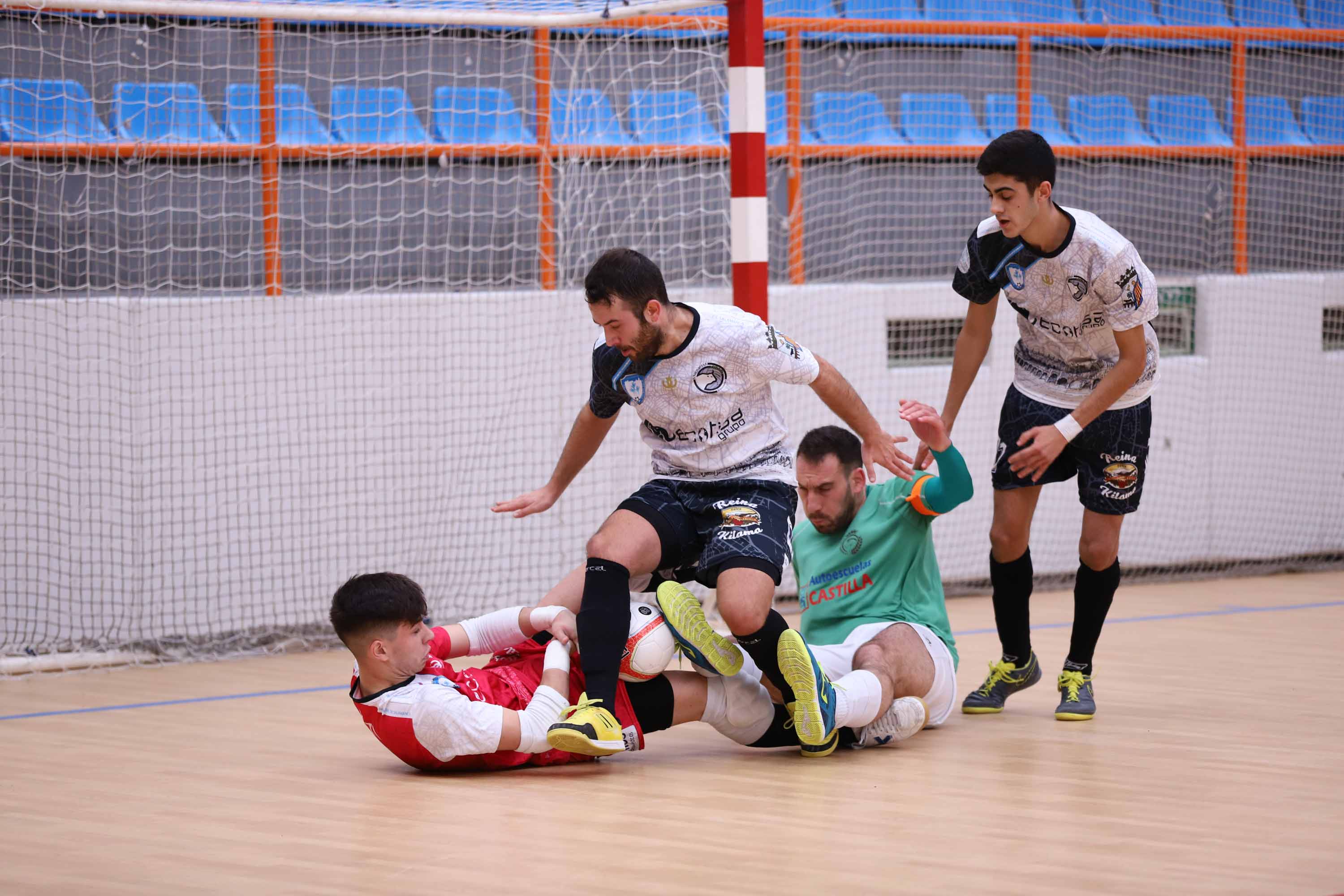 Salamanca Unionistas contra el Racing Cuéllar. 