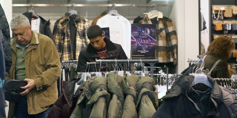 Fotos: Black Friday en el comercio de Segovia