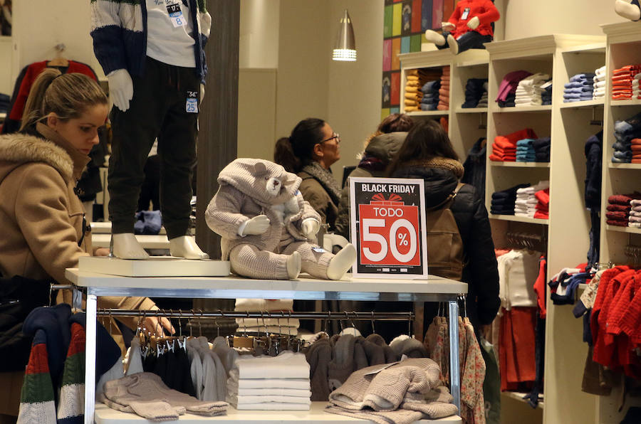 Fotos: Black Friday en el comercio de Segovia