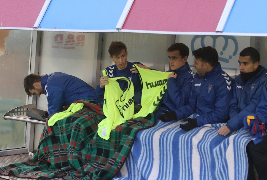 Fotos: La Gimnástica Segoviana golea al Júpiter leonés