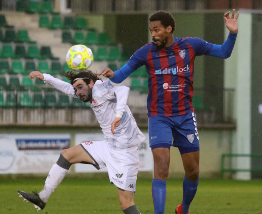 Fotos: La Gimnástica Segoviana golea al Júpiter leonés