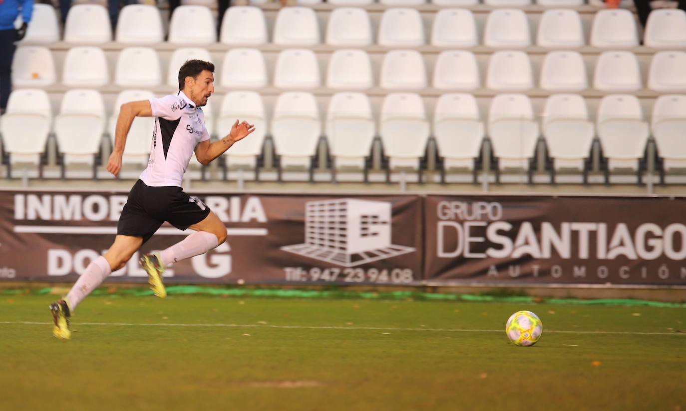 El encuentro se saldó con 3 goles a 0 a favor del Unionistas CF (0-3). 