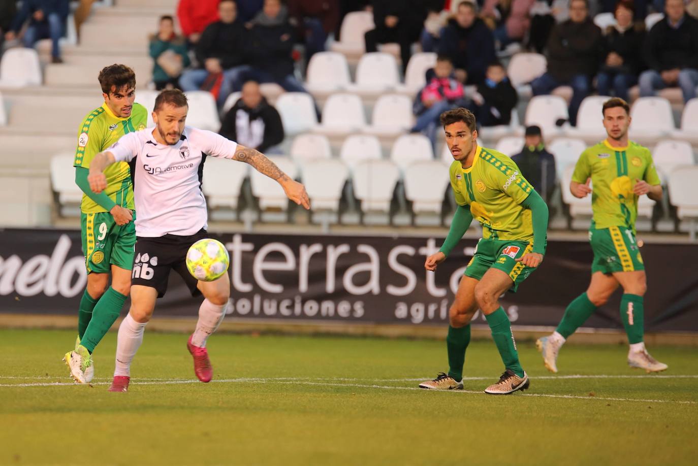 El encuentro se saldó con 3 goles a 0 a favor del Unionistas CF (0-3). 