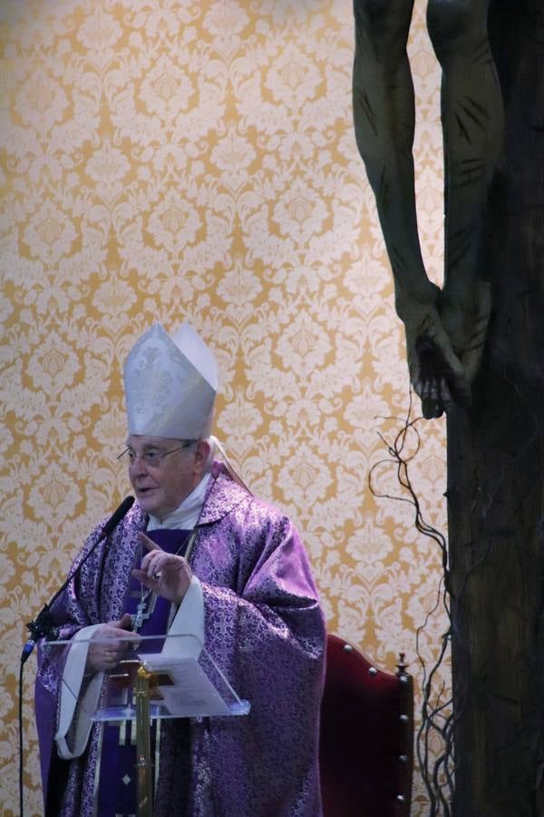 El cardenal arzobispo emérito de Sevilla Carlos Amigo. 