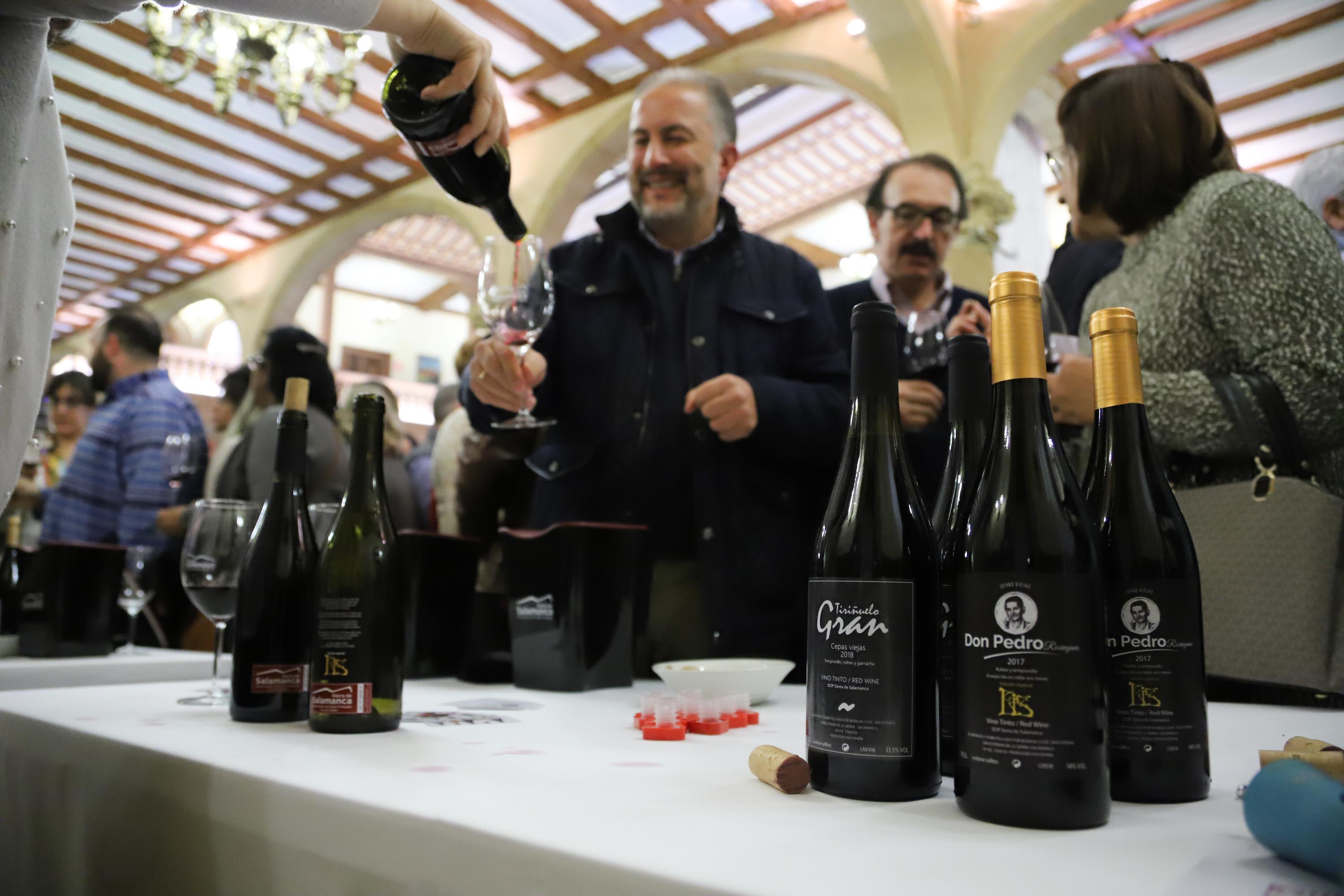La gala de 2019 se celebró, un año más, en el incomparable marco del Casino de Salamanca, adornado para la ocasión con estandartes bordados con motivos serranos de Mogarraz y San Esteban de la Sierra