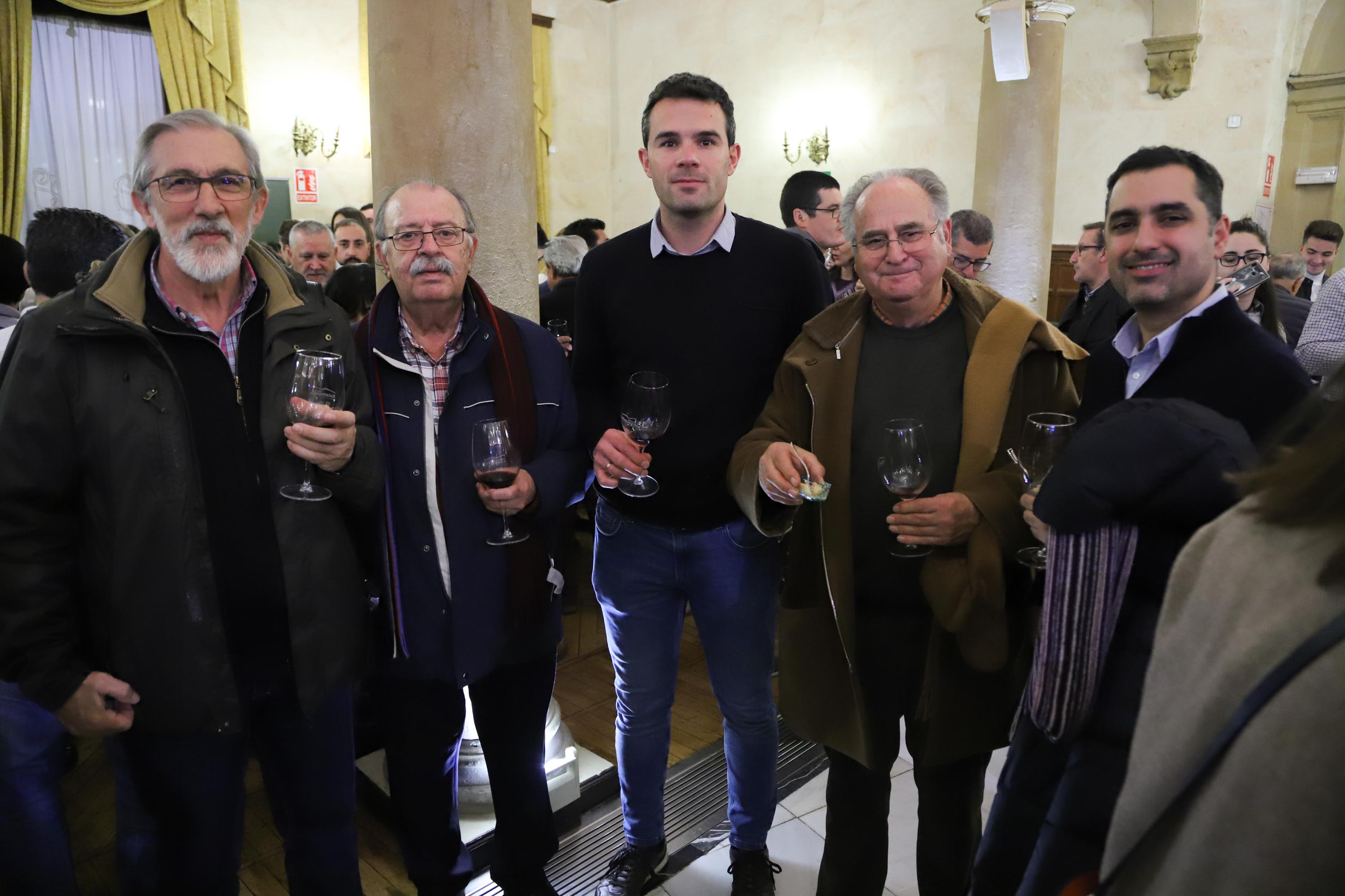 La gala de 2019 se celebró, un año más, en el incomparable marco del Casino de Salamanca, adornado para la ocasión con estandartes bordados con motivos serranos de Mogarraz y San Esteban de la Sierra
