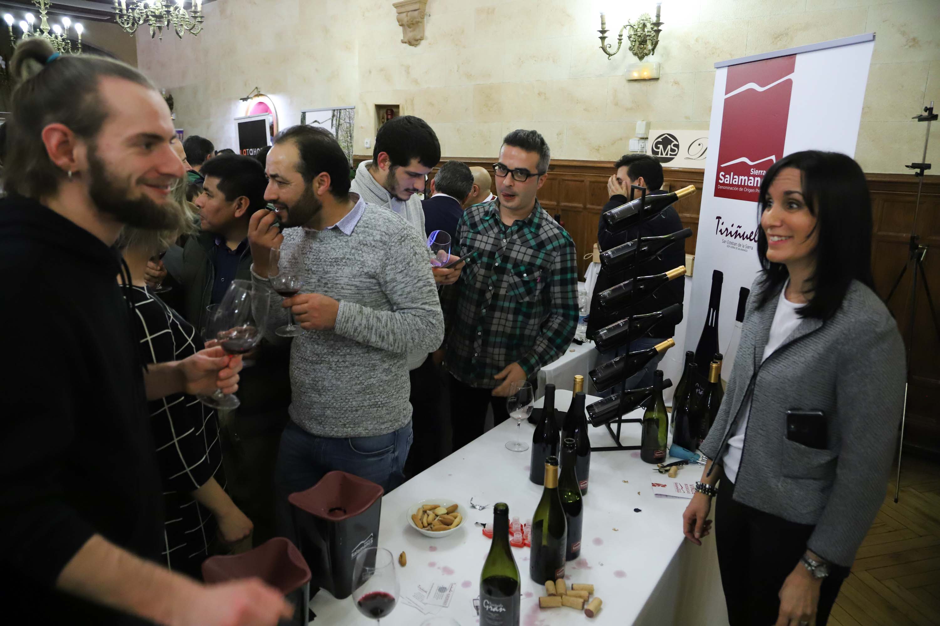 La gala de 2019 se celebró, un año más, en el incomparable marco del Casino de Salamanca, adornado para la ocasión con estandartes bordados con motivos serranos de Mogarraz y San Esteban de la Sierra