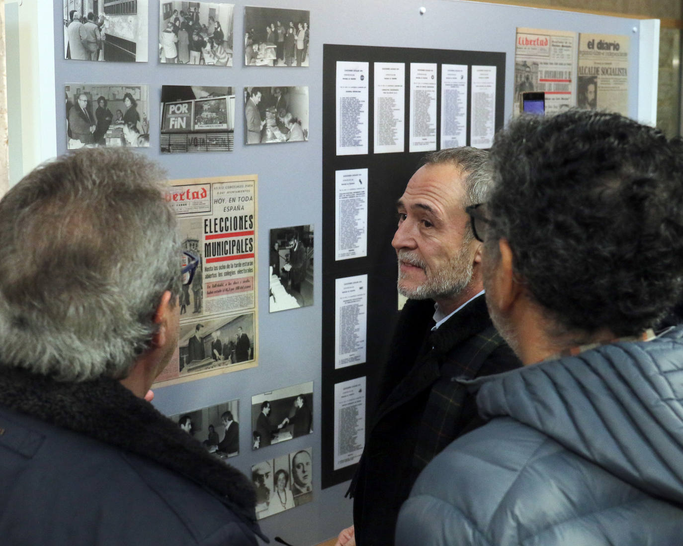 El Archivo Municipal acoge la exposición '40 años de democracia en Valladolid'. Rememora con fotografías, documentos y propaganda las elecciones municipales del 3 de abril de 1979. 