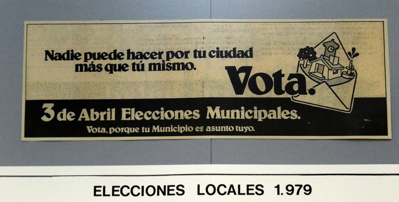 El Archivo Municipal acoge la exposición '40 años de democracia en Valladolid'. Rememora con fotografías, documentos y propaganda las elecciones municipales del 3 de abril de 1979. 