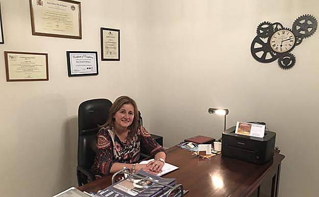 Mar Arnáez, en su despacho. 