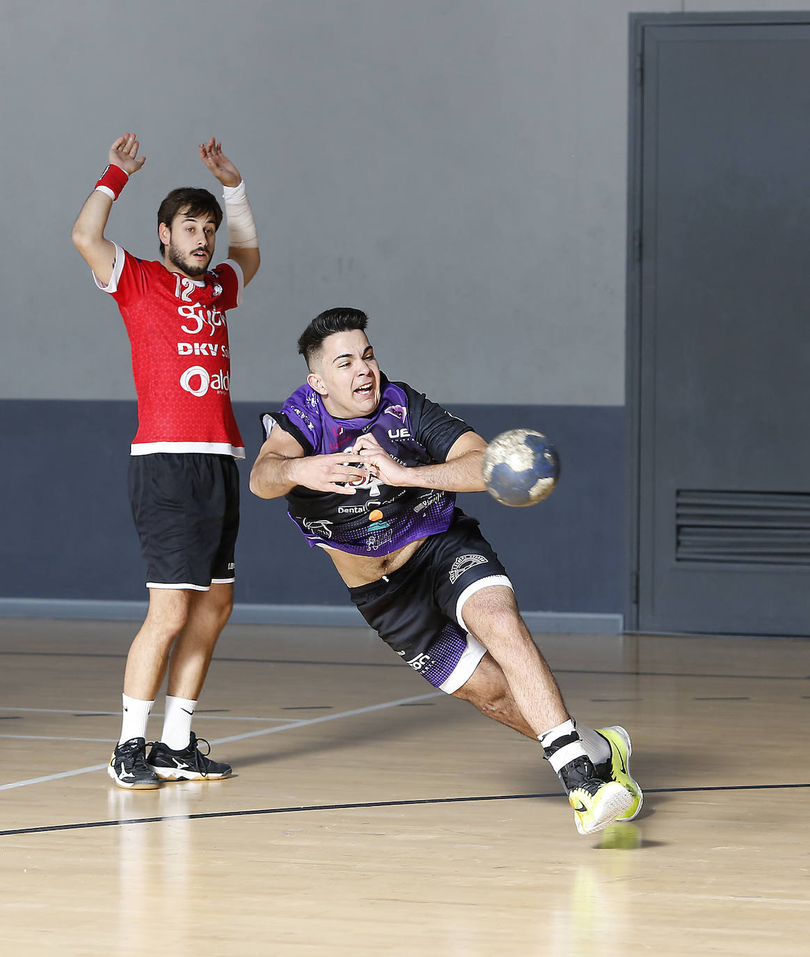 Balopal y DKV Gijón.
