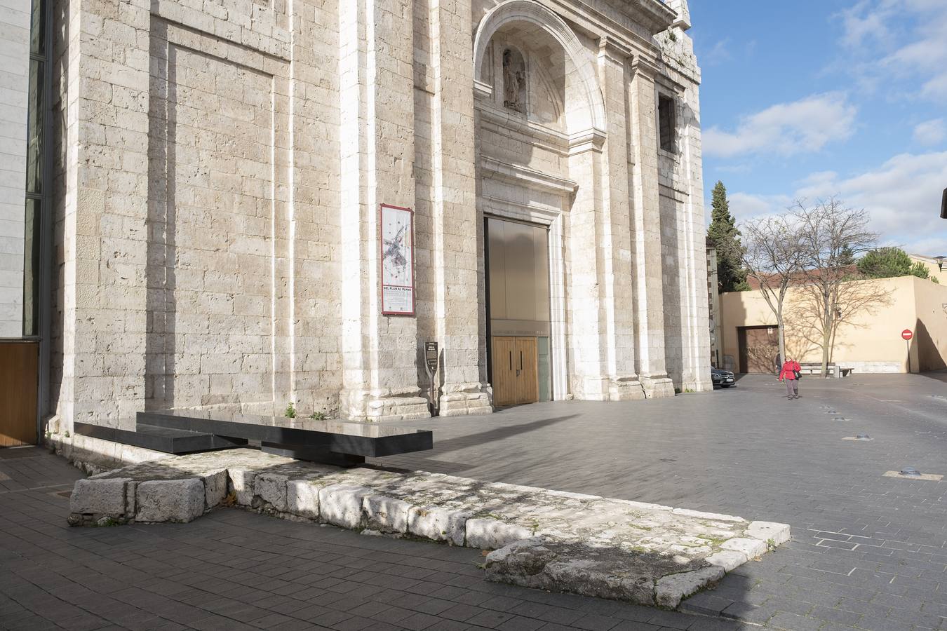 Restos junto al archivo municipal de San Agustín.