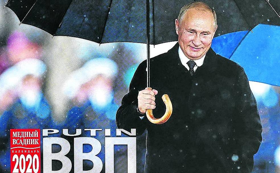 Un Putin risueño e inofensivo protagoniza la portada del nuevo almanaque.