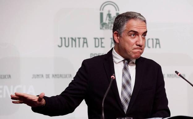 El consejero andaluz de Presidencia, Elías Bendodo, al término de la reunión semanal del Ejecutivo autonómico.