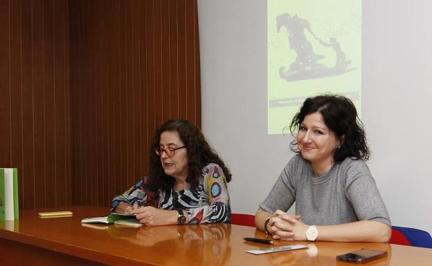 Esther Bengoechea presenta 'La lluvia de Camille' en la Biblioteca Pública de Palencia