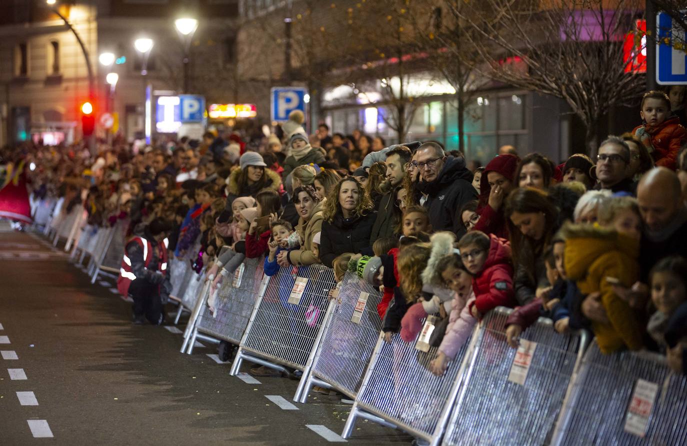 La Navidad se ha adelantado y Papá Noel ya recorre las calles de Valladolid. 