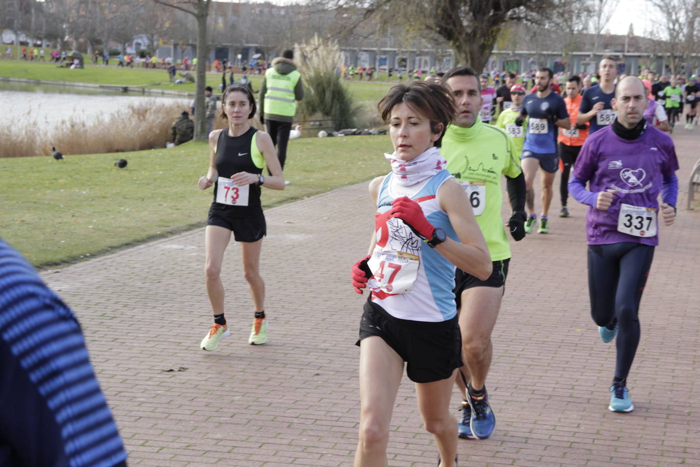 Corredores de toda la región han participado este domingo en la XXXVIII Carrera Pedestre Popular del Pavo de Laguna de Duero. El recorrido, de siete kilómetros, arrancó a las 10:30 horas desde las inmediaciones del polideportivo y discurrió por la avenida La Laguna, las calles Cea y Pisuerga y las Avenidas Juan de Austria y Las Salinas. 