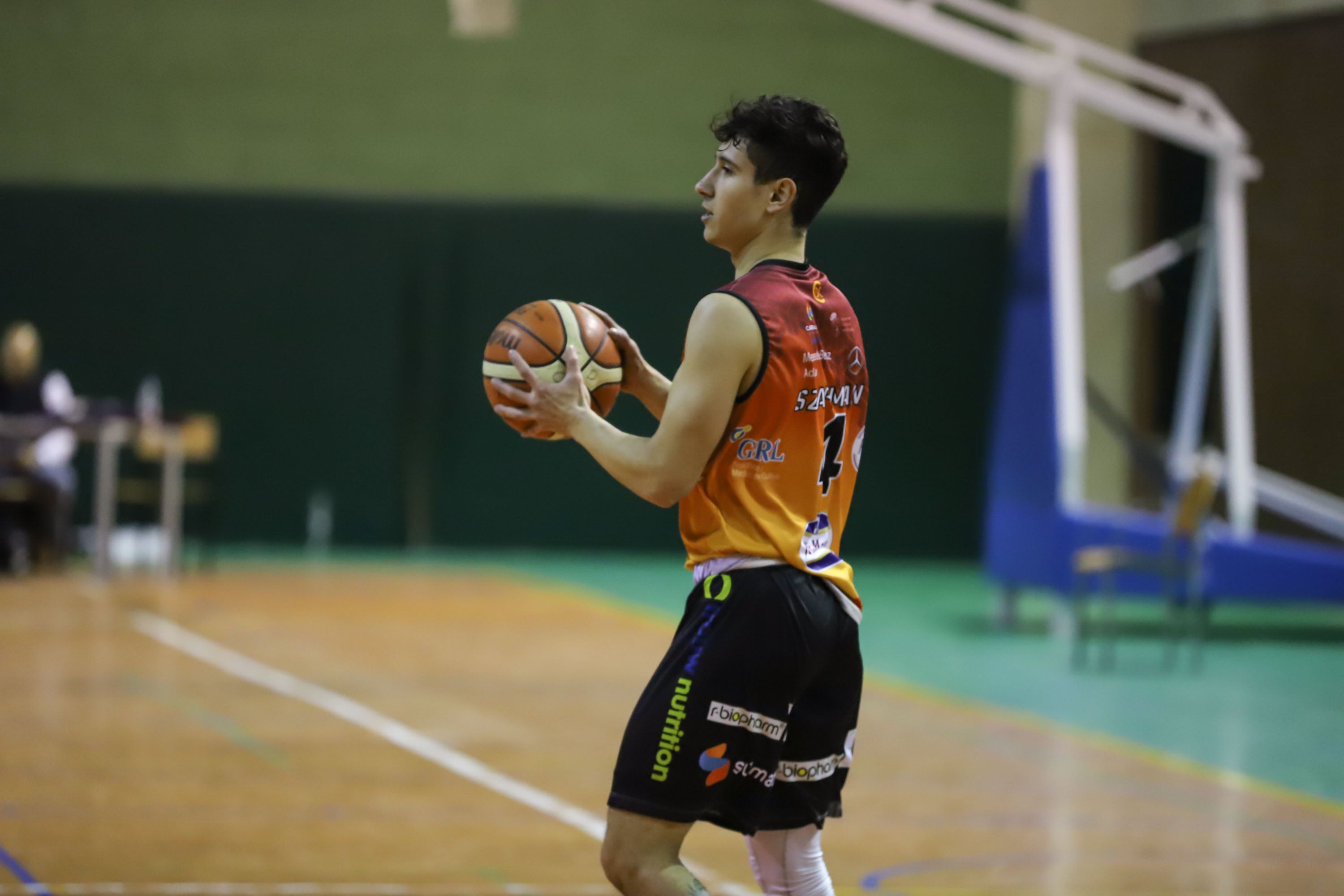 El equipo salmantino es líder invicto tras lograr su décima victoria. 