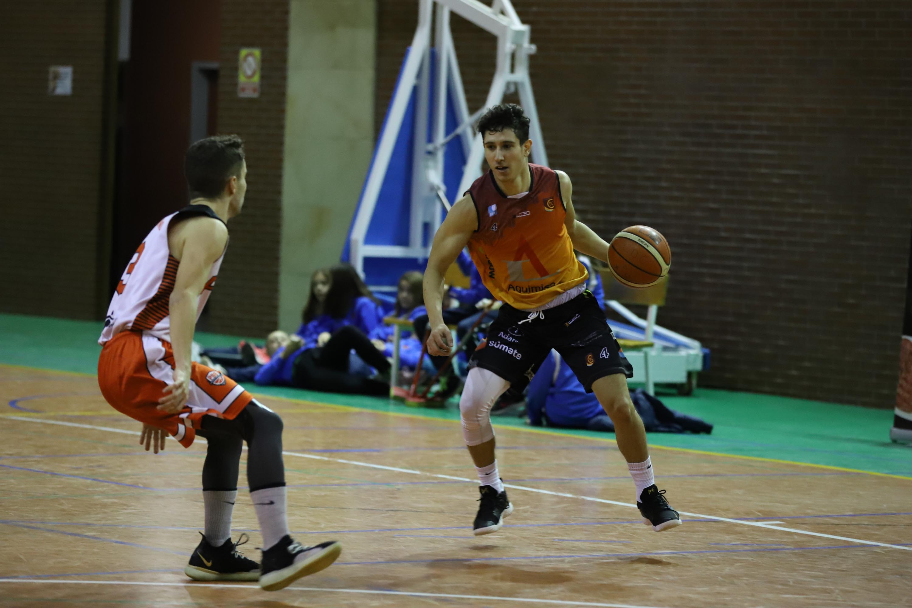 El equipo salmantino es líder invicto tras lograr su décima victoria. 