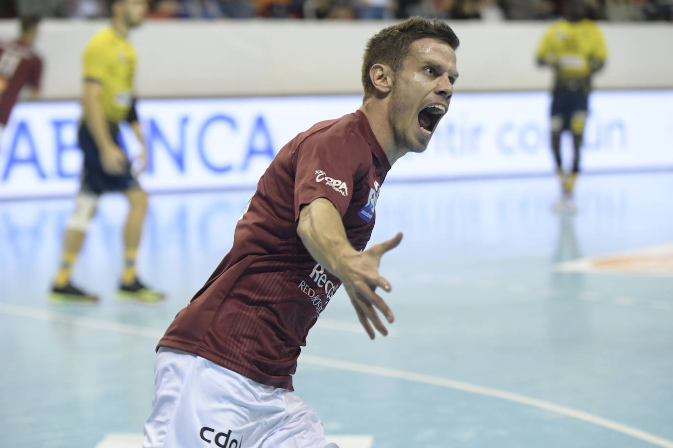 El equipo de Óscar Ollero no pudo sino caer en la clasificación para la final de la Copa Asobal. 