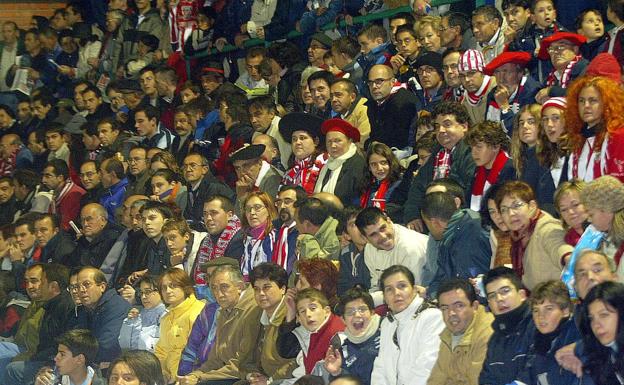 Aspecto que presentaba La Albuera durante la visita del Athletic de Bilbao.