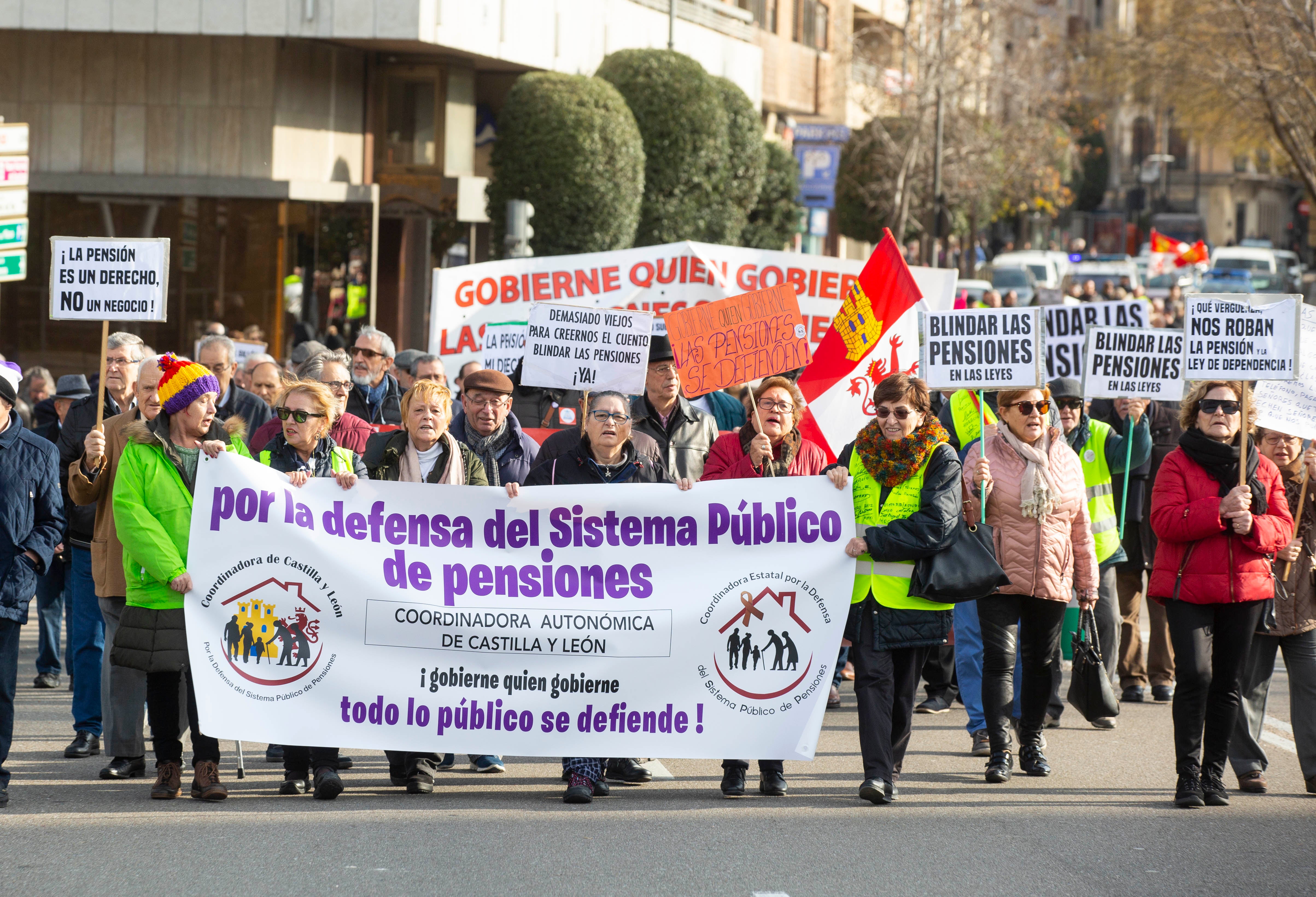 Manifestación en defensa de las pensiones públicas en Valladolid.