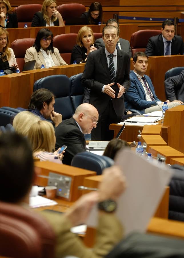 El presidente de la Junta, Alfonso Fernández Mañueco, propuso un decálogo para que Castilla y León abandere la lucha contra el cambio climático en España