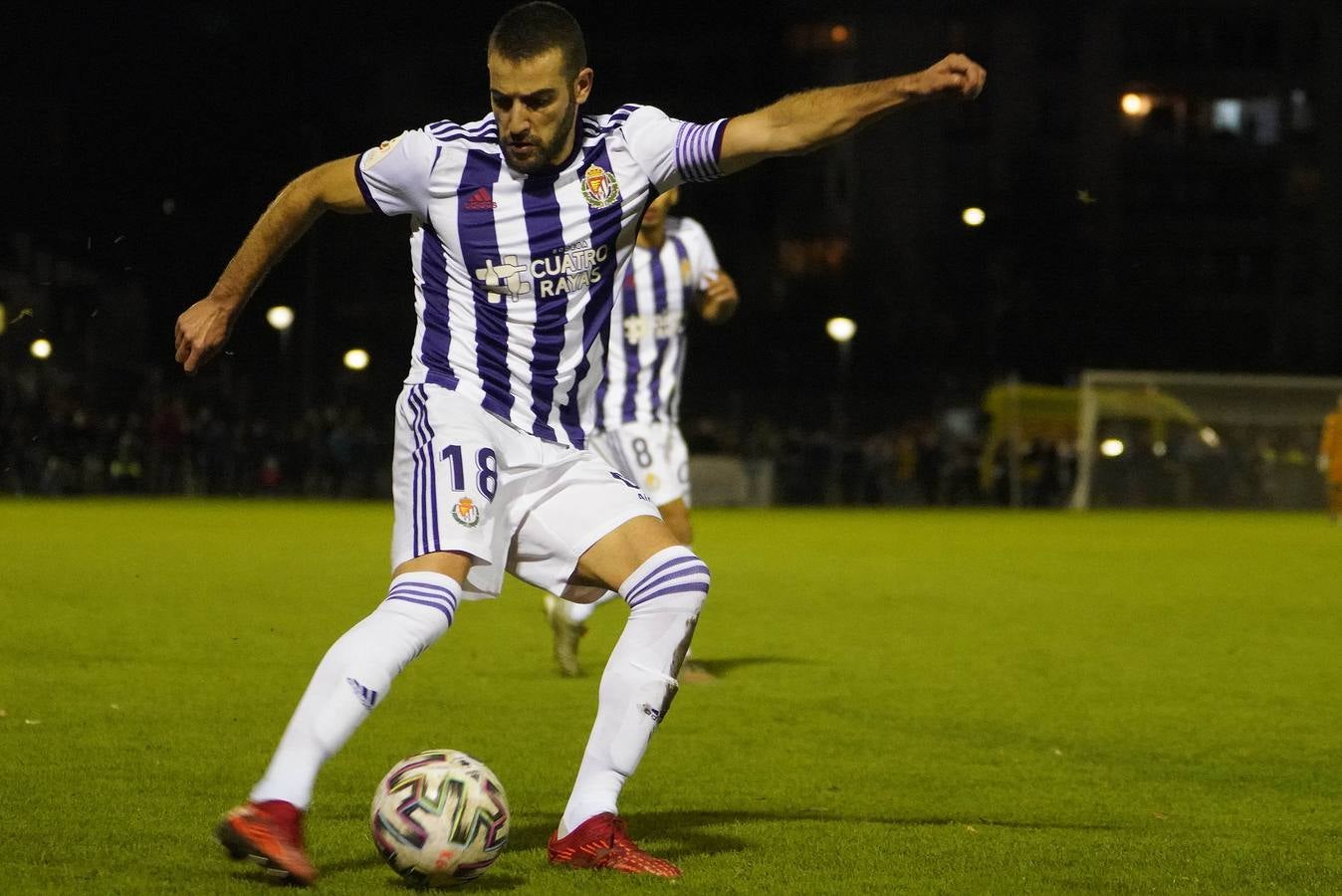 Dos goles de Aguado y uno de Ünal permiten a los blanquivioletas pasar de ronda en la Copa sin mucho desgaste